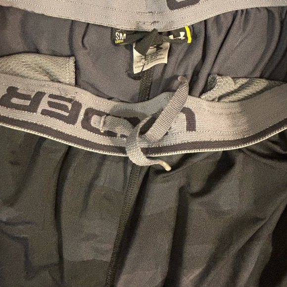 Under Armour Men’s Mizzou‎ Shorts - Picture 5 of 6